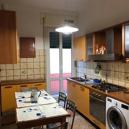 Apartament In Centro A Due Passi Dal Mare Celle Ligure
