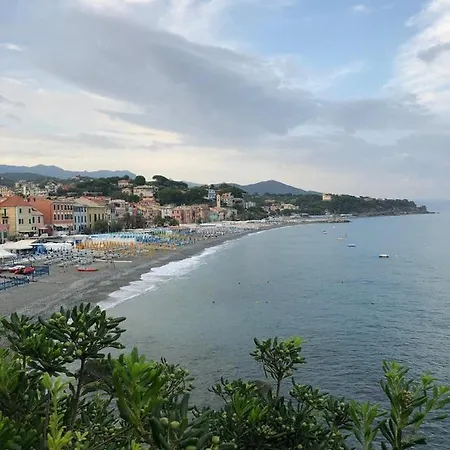 Apartament In Centro A Due Passi Dal Mare Celle Ligure